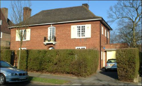 35 Southway a